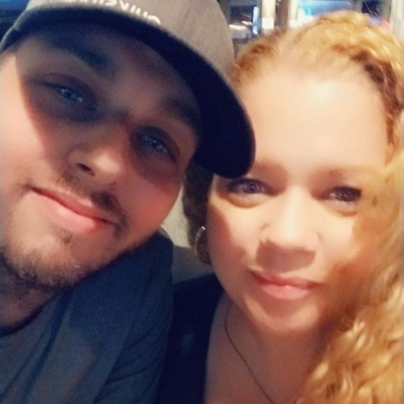 Meet your Posher, Genevieve - Picture 1 of 1